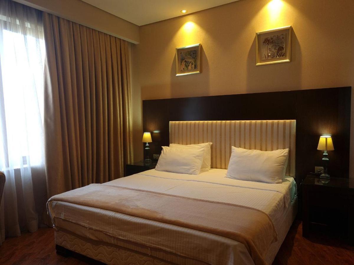 Luxury Dreamland Oasis Apartments Chakvi Luaran gambar