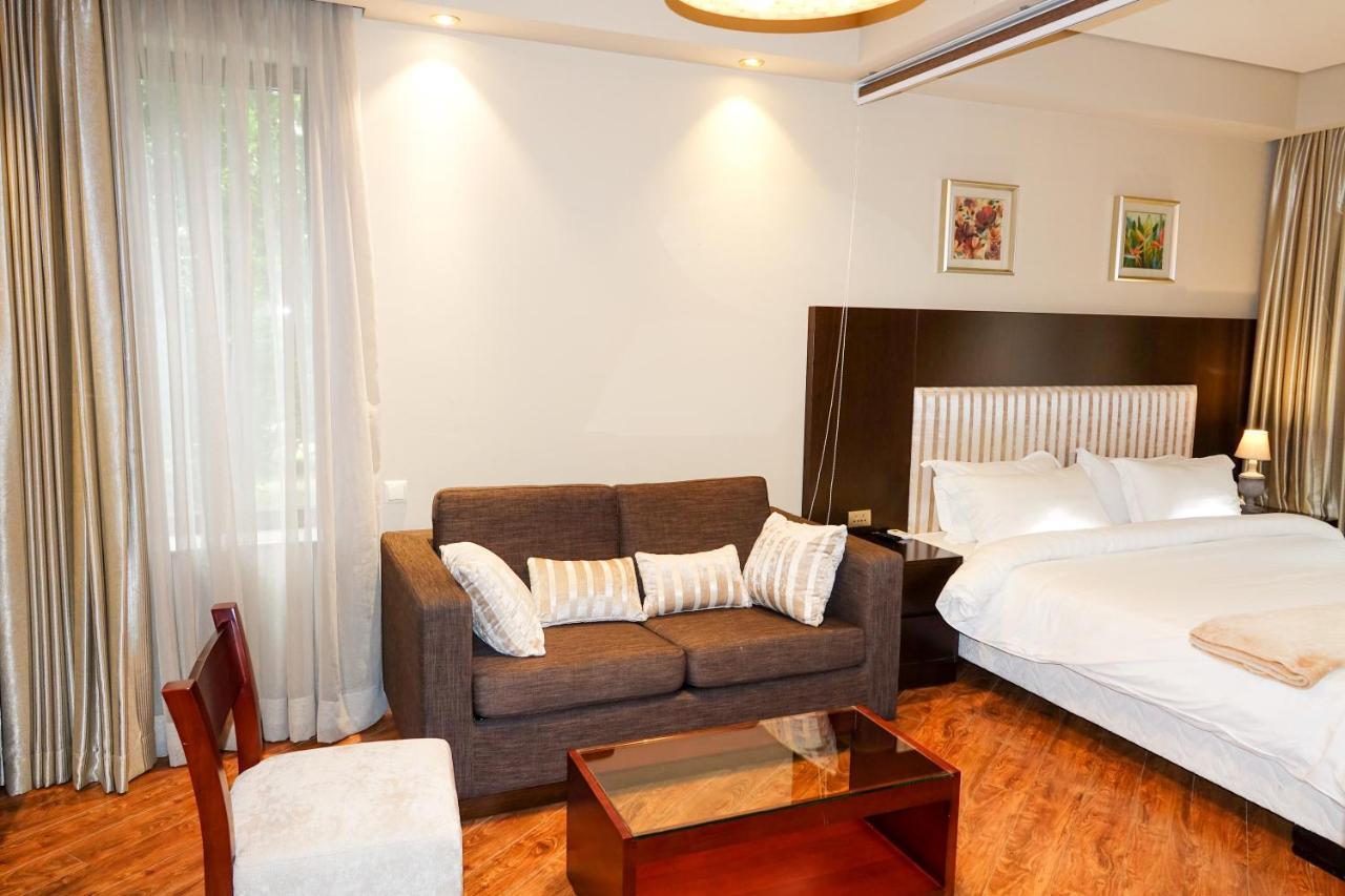 Luxury Dreamland Oasis Apartments Chakvi Luaran gambar