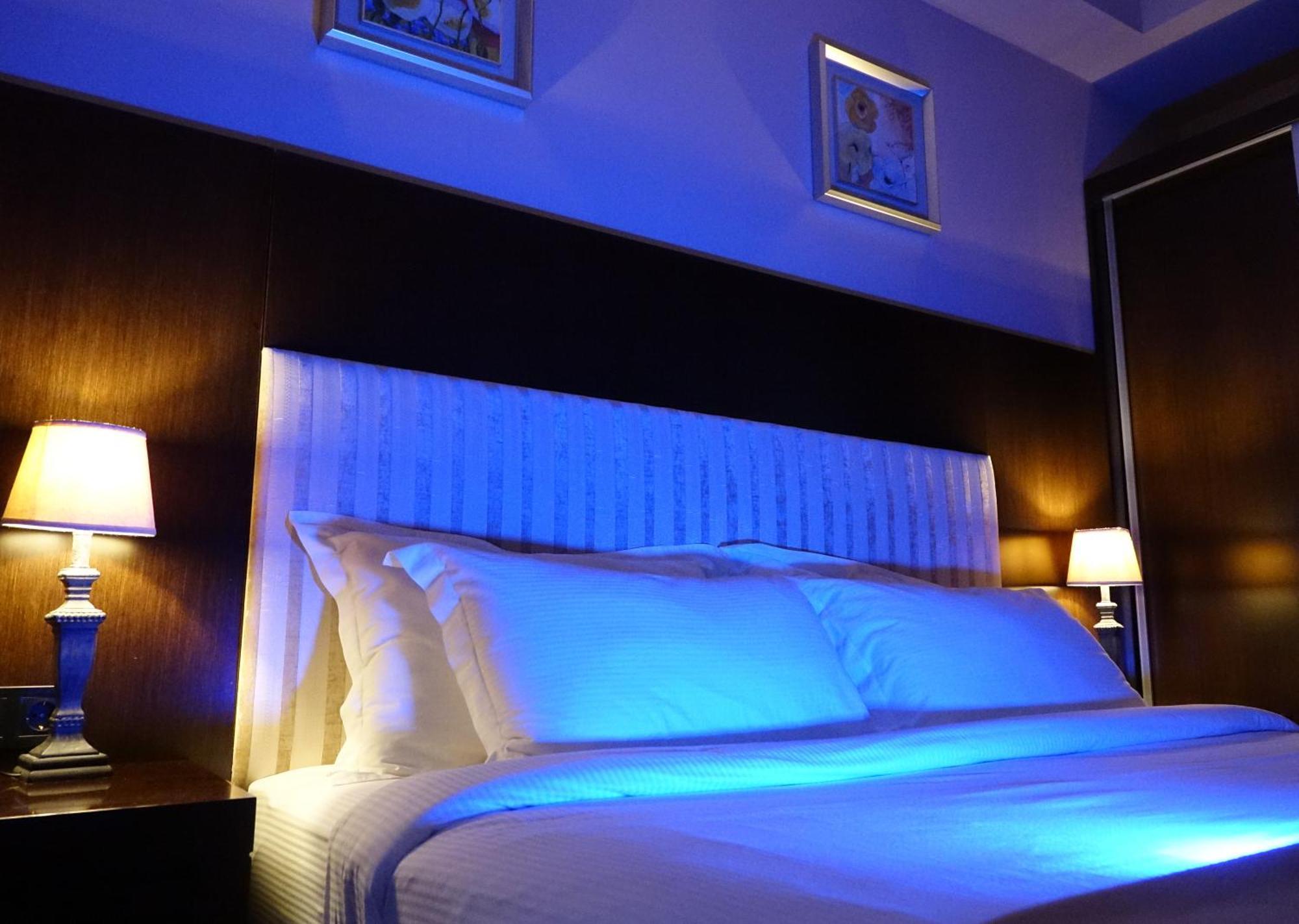 Luxury Dreamland Oasis Apartments Chakvi Luaran gambar