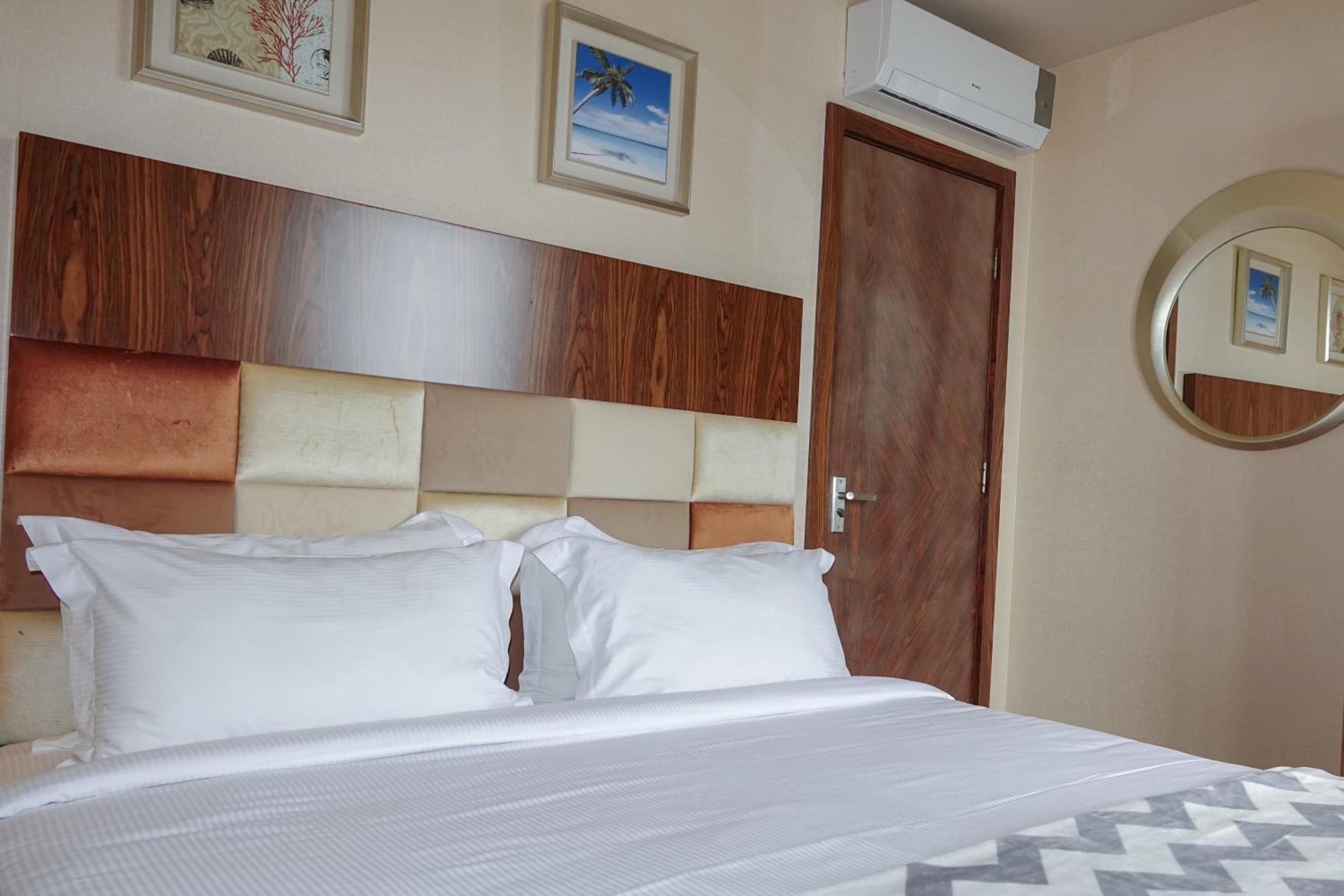 Luxury Dreamland Oasis Apartments Chakvi Luaran gambar